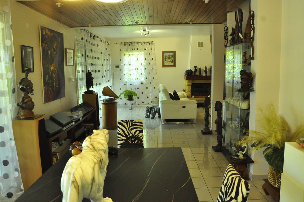 Vente Villa maison de 190 m2 sur 715 m2 de terrain avec PISCINE La réunion