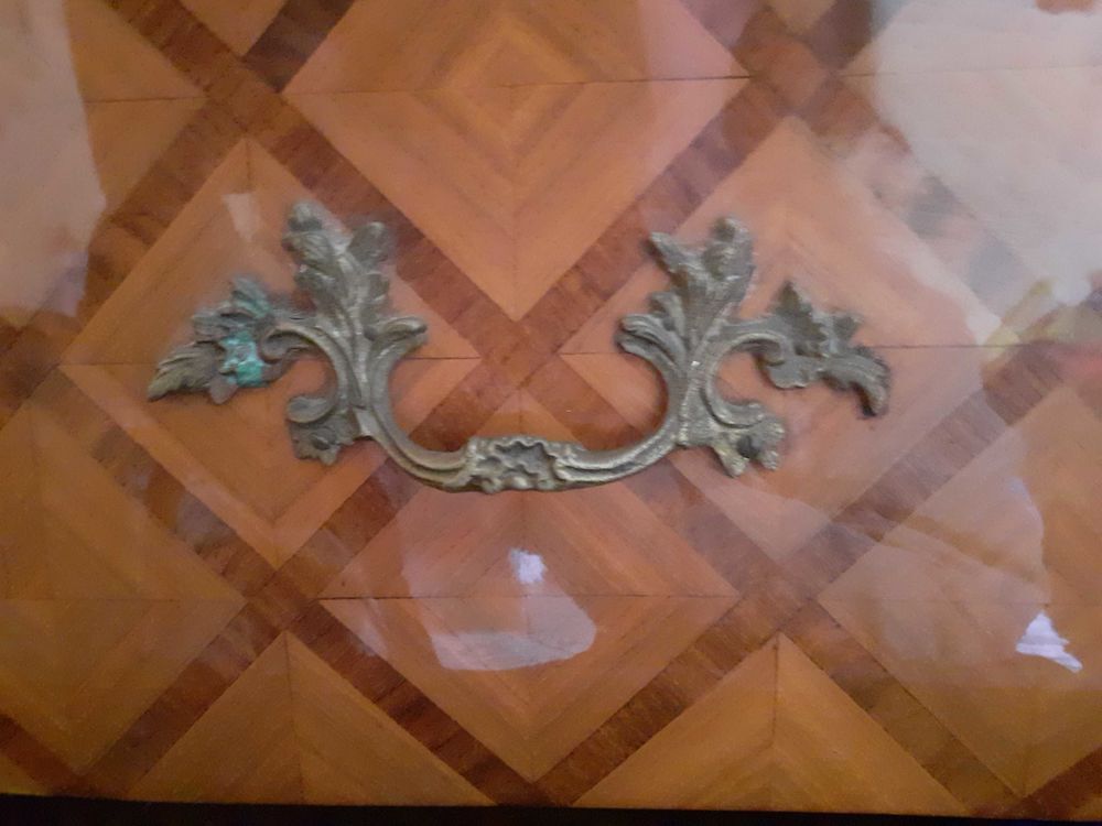commode Louis XV Meubles