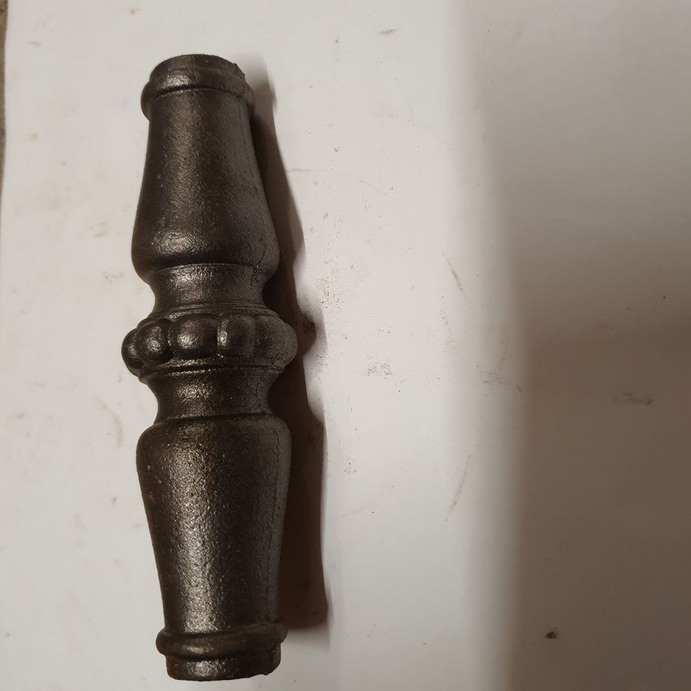 FERRONNERIE - Volute, Barreaux, Poteaux d&eacute;cor en FER forg&eacute; pour Balcon garde corps Bricolage
