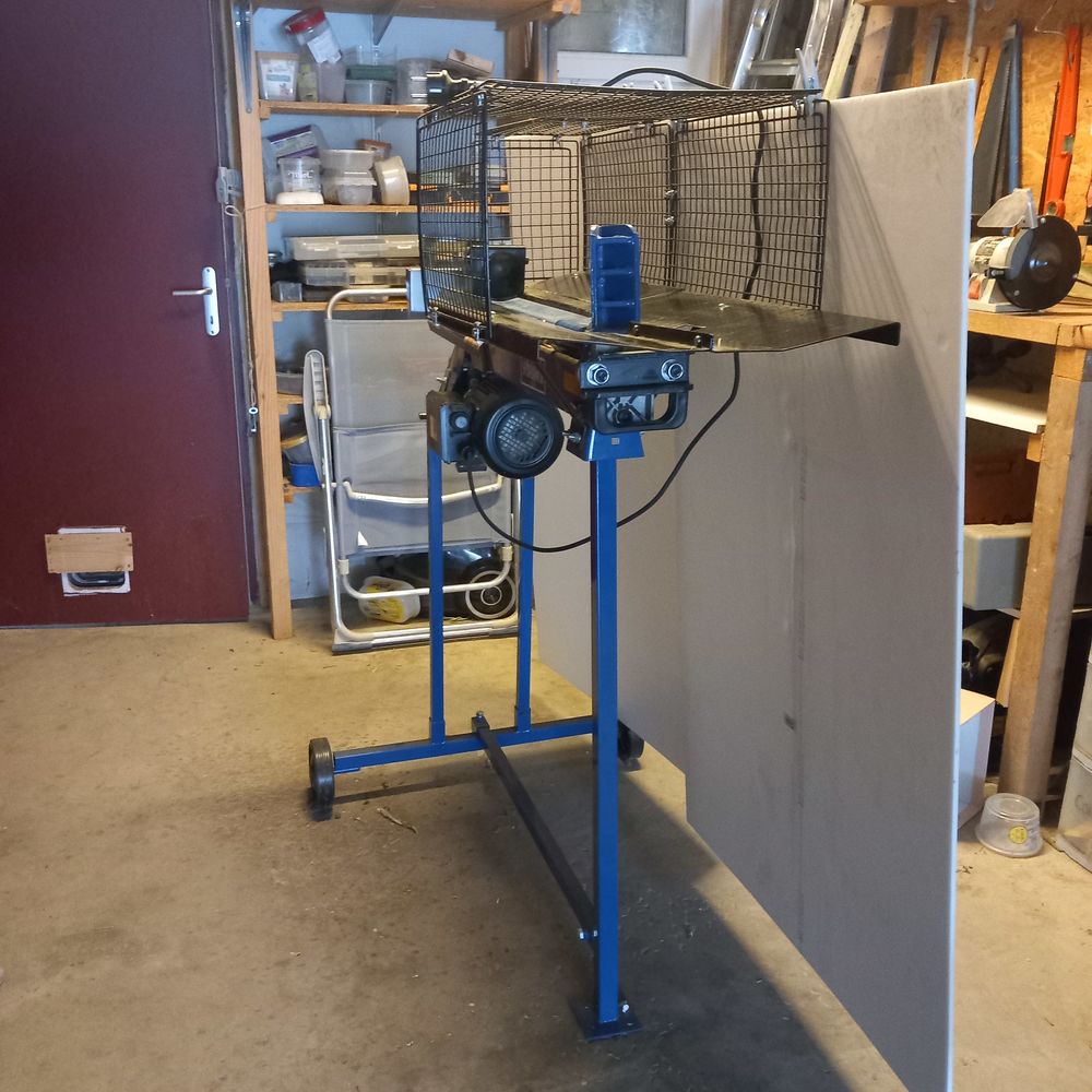 Fendeur de b&ucirc;ches servi 3 mois , encore sous garantie Bricolage