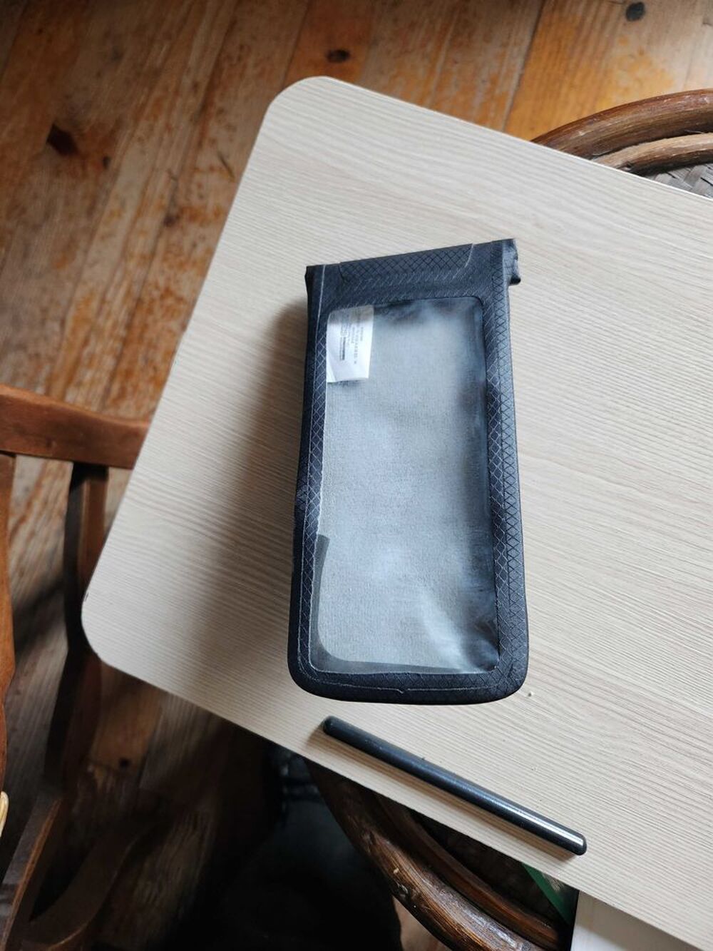support t&eacute;l&eacute;phone portable attache guidon au prix de 18€ Vélos
