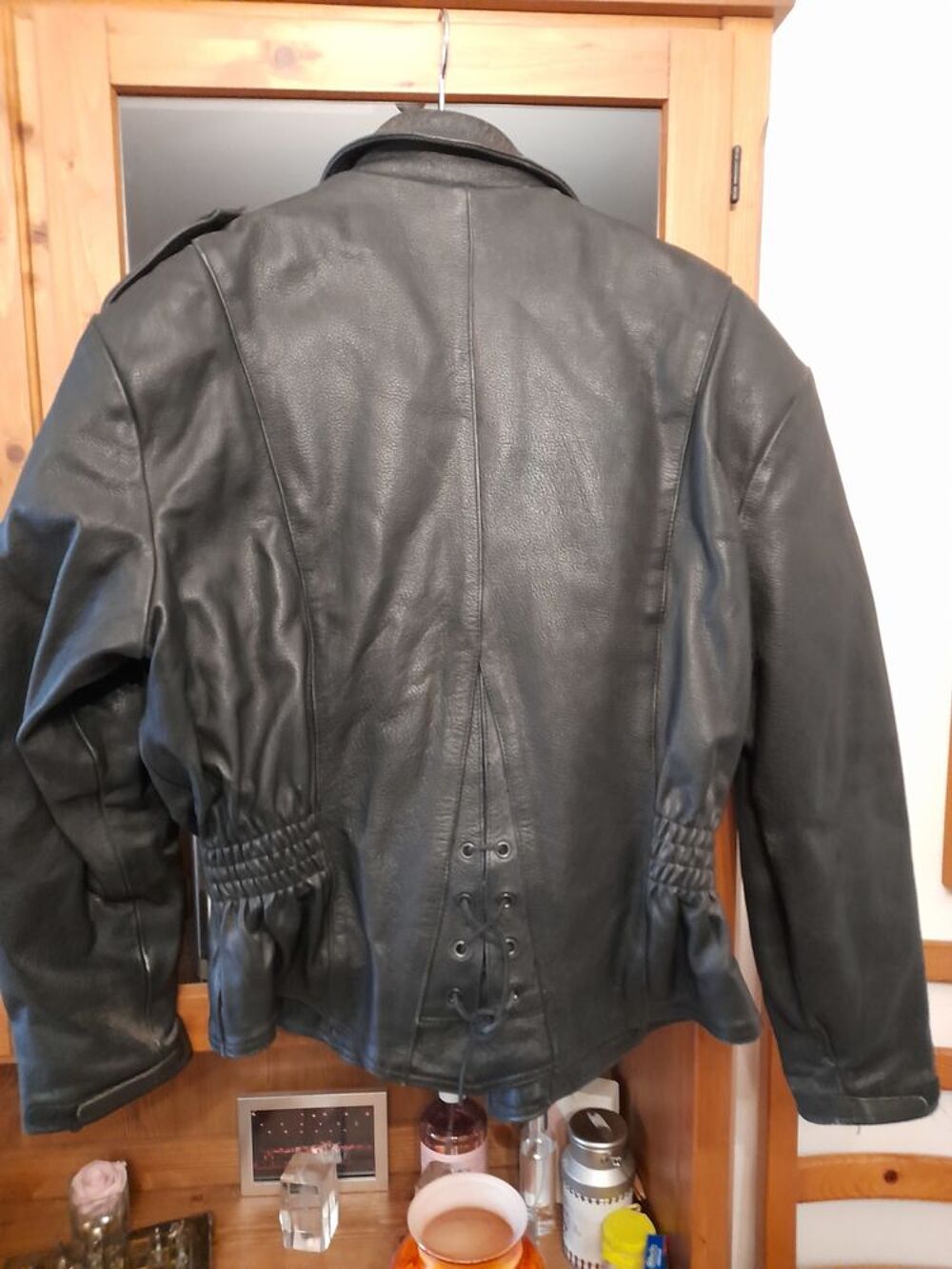 blouson motarde cuir Vêtements