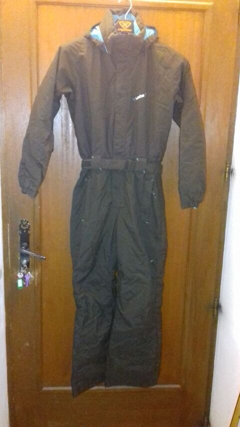 Combinaison  de ski  mixte WED'ZE  14 ans
40 Sept�mes-les-Vallons (13)