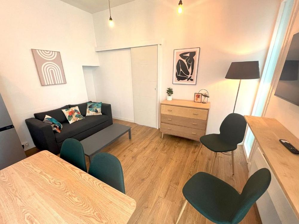 Location Appartement Meublée Jolie appartement 2 pièces 38.36 m² Villejuif