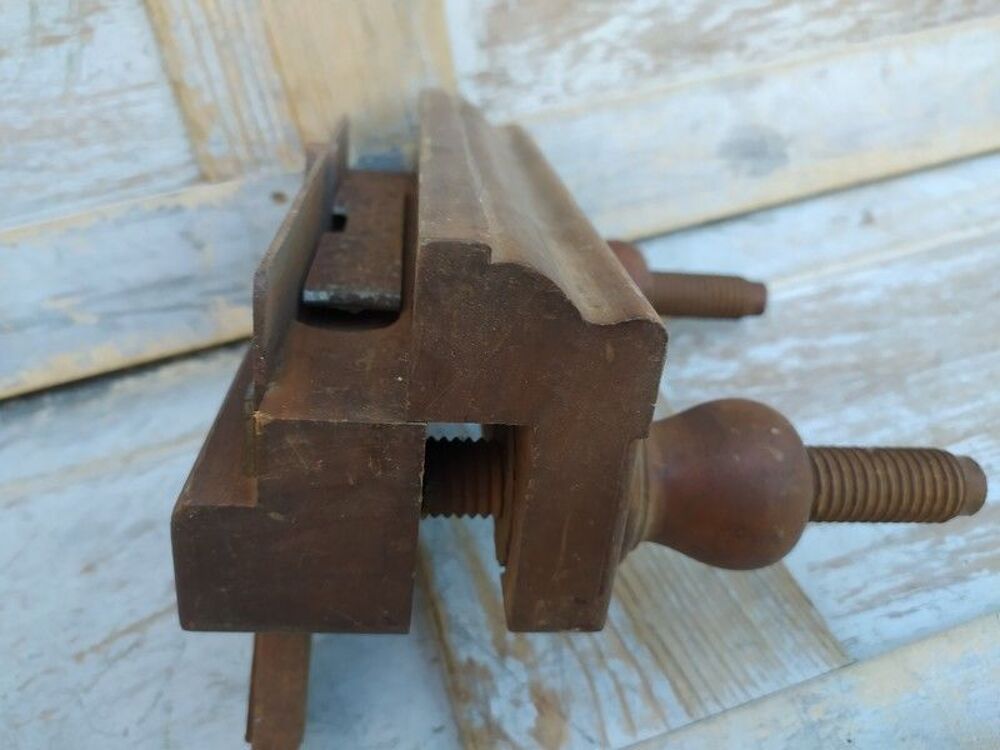 Ancien Rabot &agrave; Bois Bouvet &agrave; Approfondir R&eacute;glage &agrave; Vis
