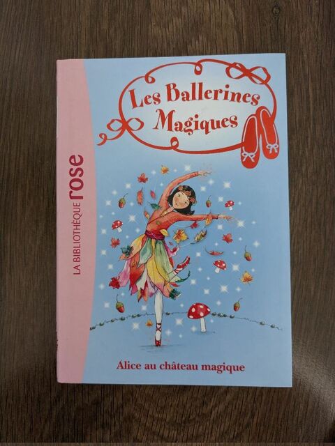 Livre Les ballerines magiques Alice au château magique n°15 2 Aurillac (15)