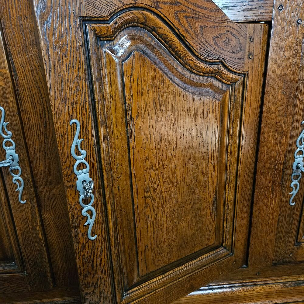 bahut 4 portes en chene massif Meubles