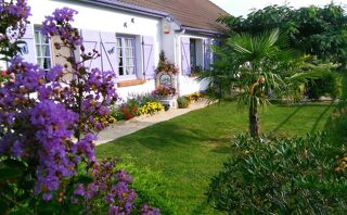 Maison 5 pièces 130 m² · aux Bordes · 130 m² · 170 000 €
