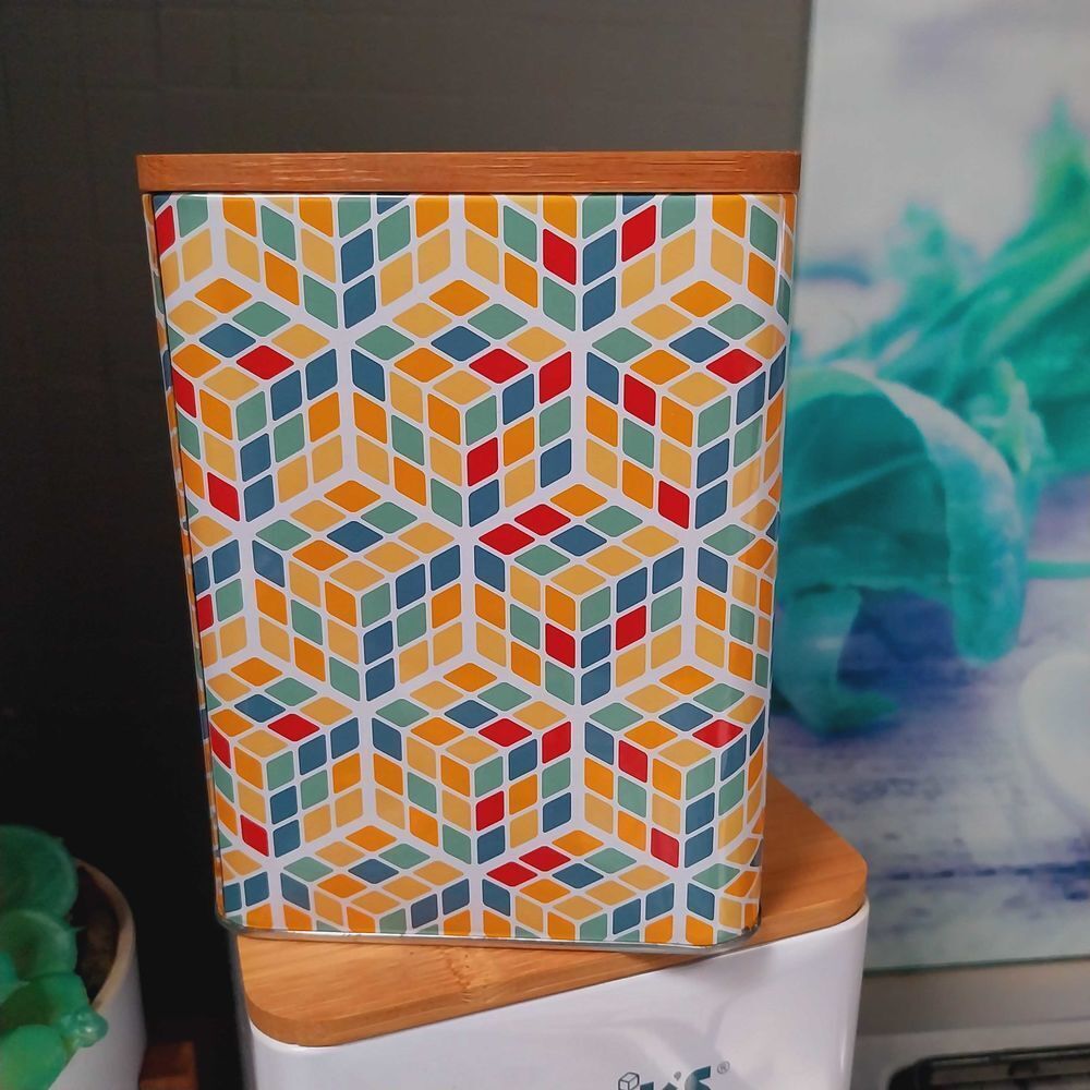 Lot de 2 bo&icirc;tes gigognes m&eacute;talliques Rubik's cube neuves couvercles en bois, Décoration