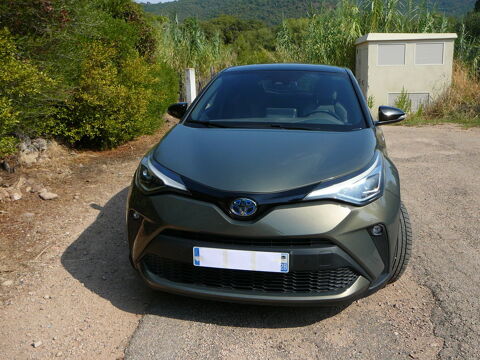 Toyota C-HR Hybride 2.0L Distinctive 2021 occasion Ste Lucie De Porto Vecchio 20144