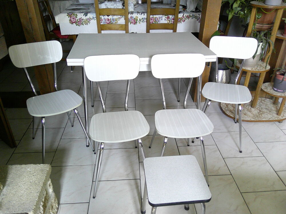  chaises de bistrot anciennes Meubles