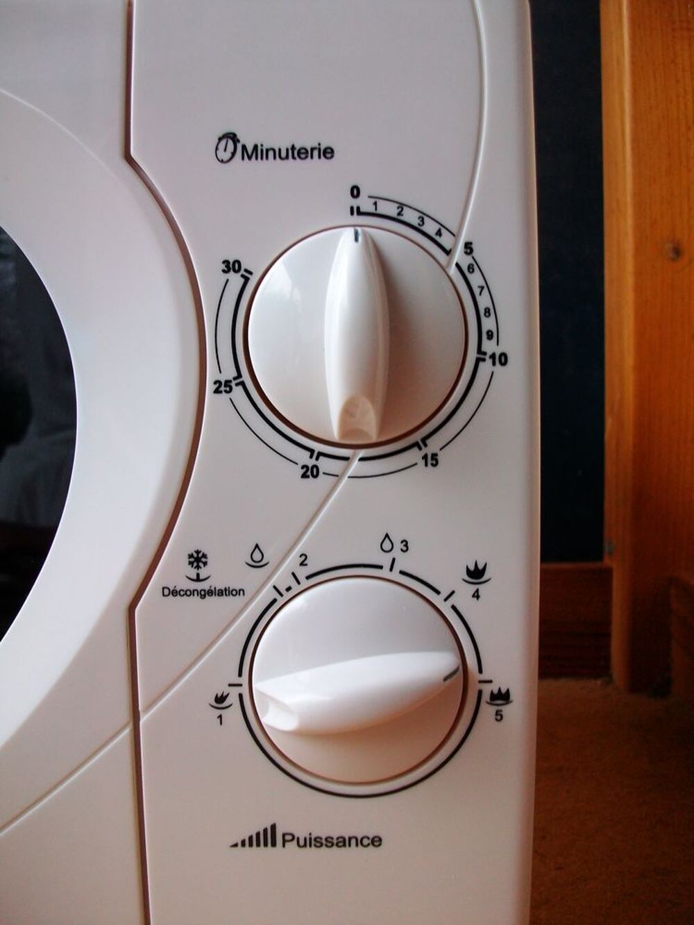 FOUR MICRO-ONDES 17 Litres MATHON-Neuf + Accessoires Micro-O Electroménager