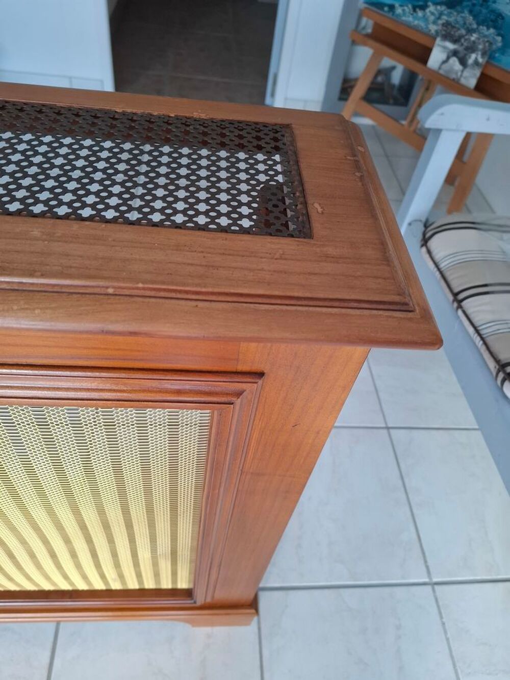 Cach&eacute; radiateur Meubles
