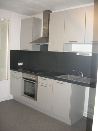  Appartement à louer 2 pièces 53 m² Vichy
