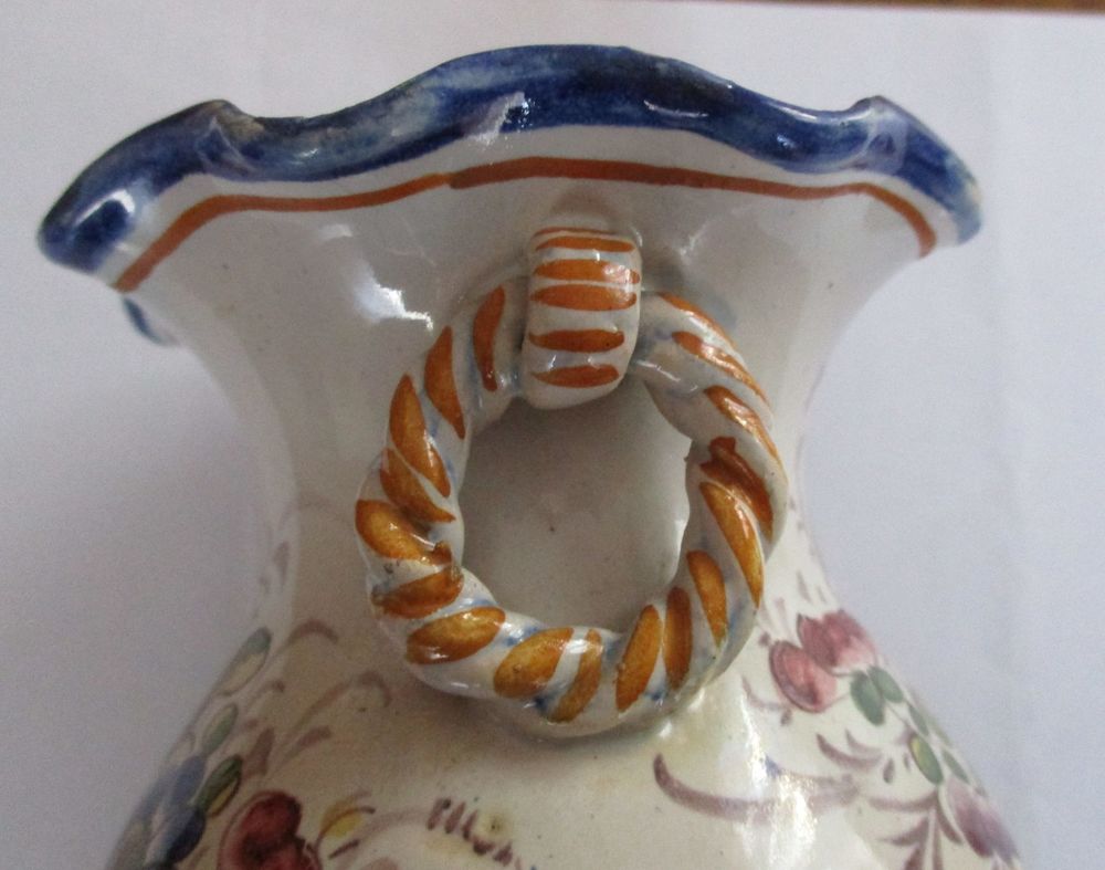 VASE ANCIEN FAIENCE NEVERS TROUSSEAU Décoration