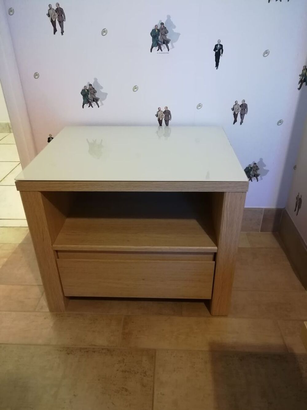 Chambre compl&egrave;te - Lit, sommier, tables de nuit Meubles