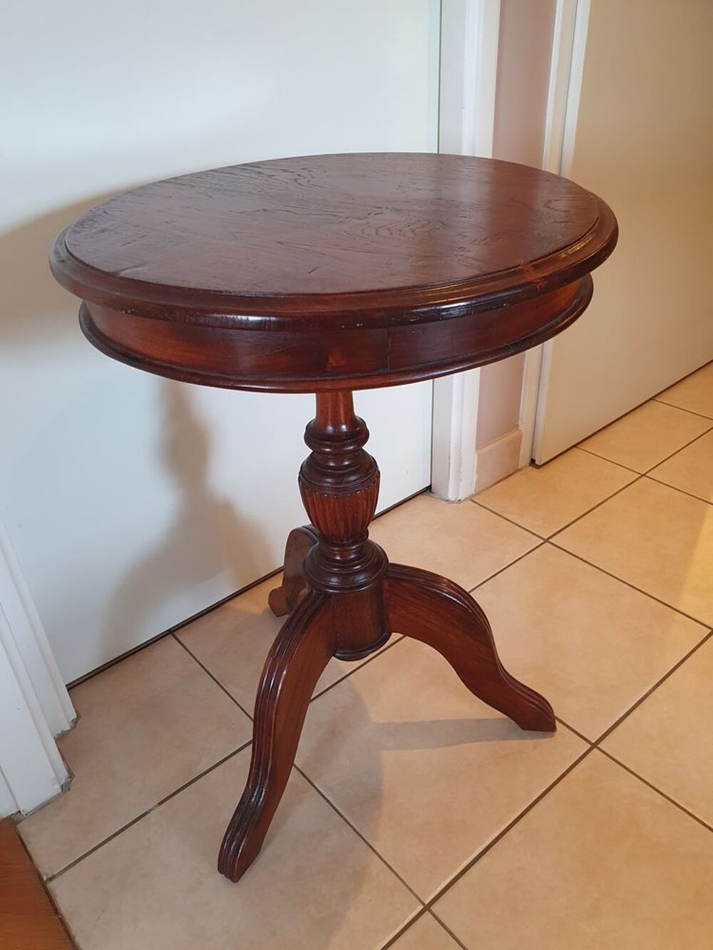 GUERIDON en bois Meubles