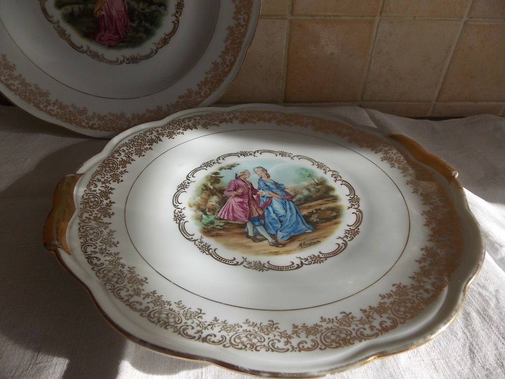 lot de 2 plats en porcelaine Décoration