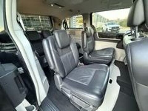 Voyager Chrysler Grand voyager 2.8 crd LIMITED 7 PLACES 2011 occasion 83830 Bargemon