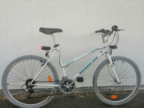 VTT 26  femme Number One 59 Notre-Dame-de-Monts (85)