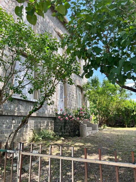   Maison rnove rive droite Aixe jardin garage  10mns Limoge Maison - 8 pice(s) - 180 m