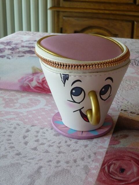 Porte-monnaie Zip disney Belle et Bete japon manga anime des 12 F�ves (57)