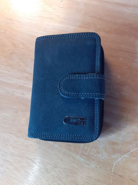 Porte Feuille Elyston neuf 15 Baume-les-Dames (25)