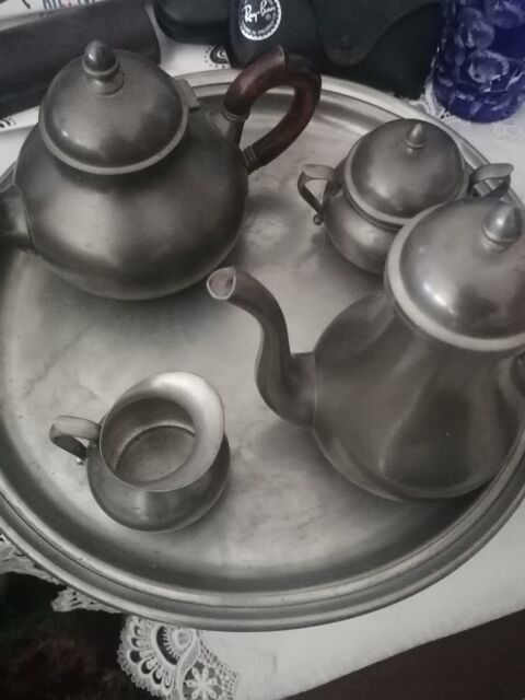 Ensemble de th�/caf� et plateau en �tain 100 Metz (57)