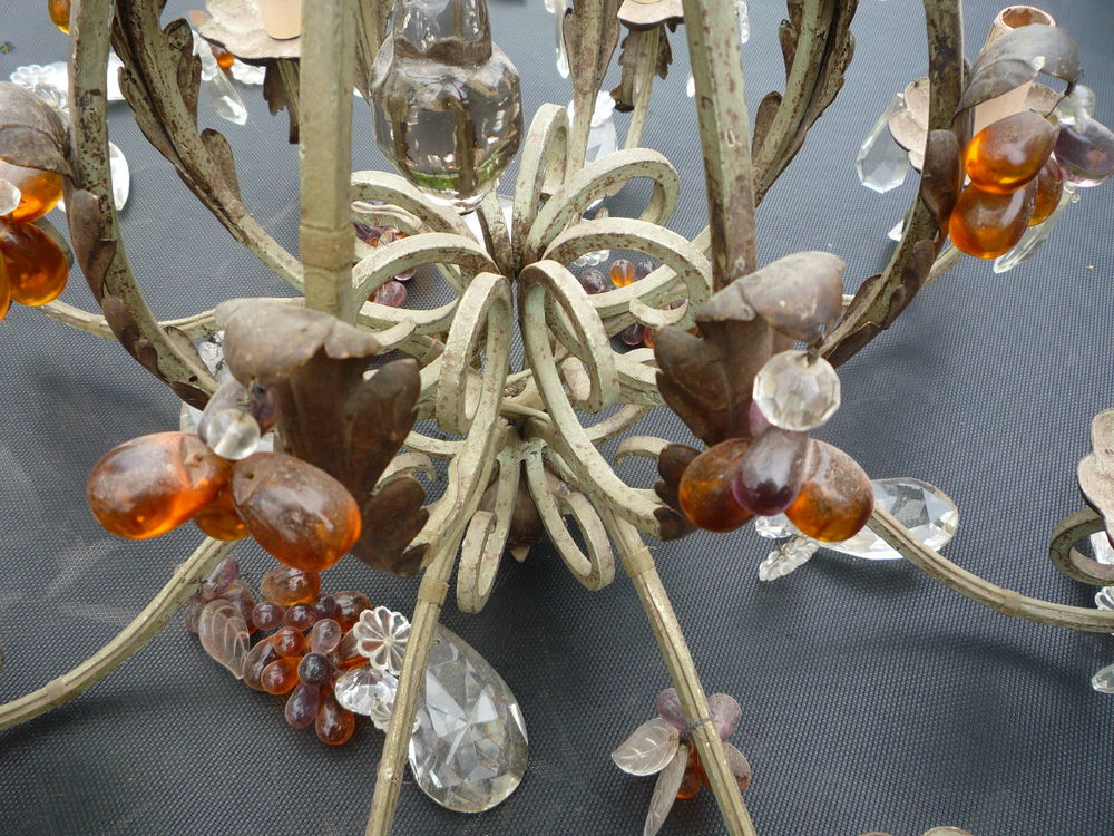 Important lustre fer forg&eacute; (G) Décoration