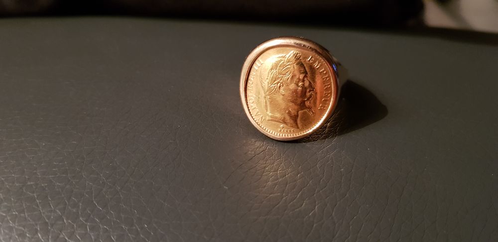 Bague en or napol&eacute;on Bijoux et montres