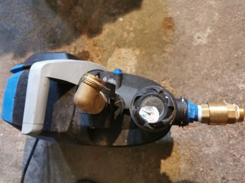Pompe � eau 250 Auxerre (89)
