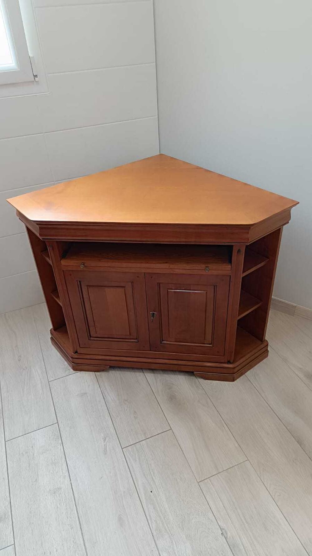 Meuble bois merisier angle r&eacute;tractable Meubles