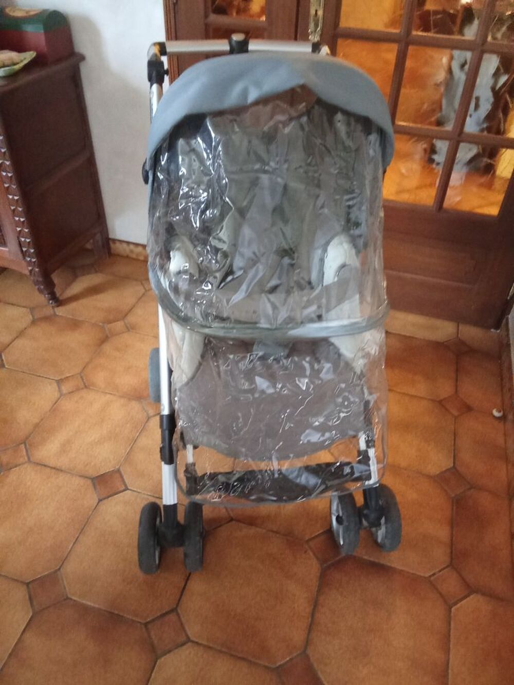 Poussette b&eacute;b&eacute; confort Puériculture