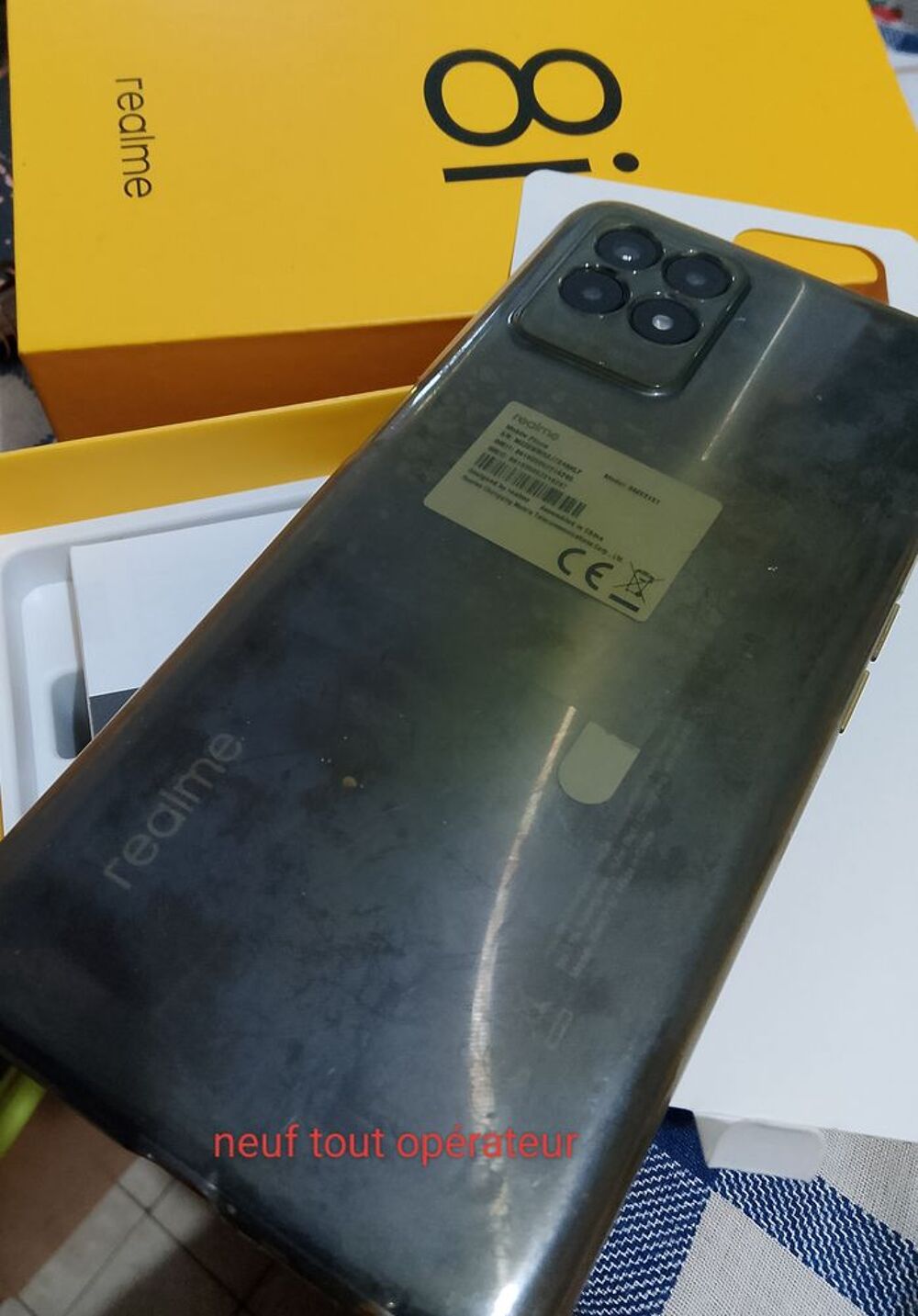 REALME 8 I , double SIM, 64 G Téléphones et tablettes