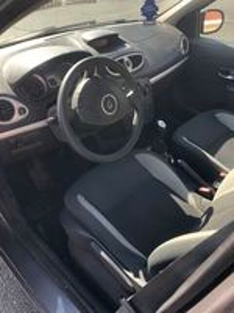 Clio III Clio 1.5 dCi 105 eco2 Dynamique 2010 occasion 37700 Saint-Pierre-des-Corps