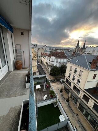  Appartement à louer 2 pièces 47 m²