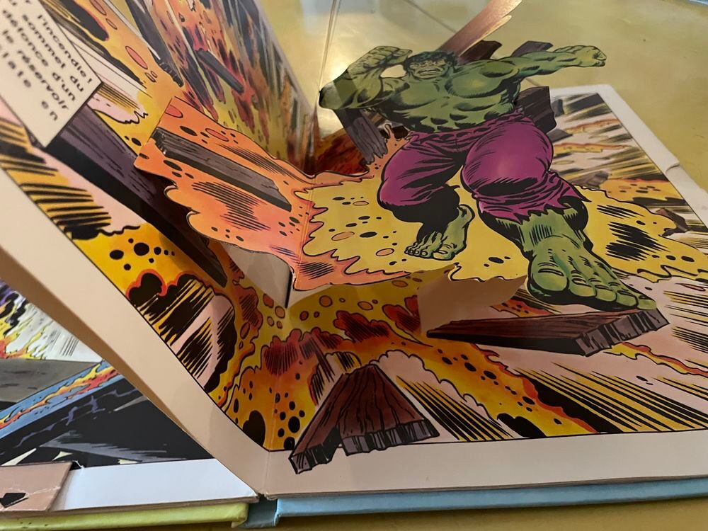 BD L'INCROYABLE HULK EO 1980 en relief et anim&eacute; Ed NathanTBE Livres et BD