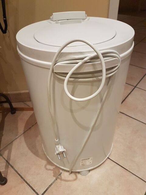 ESSOREUSE A LINGE  50 Chaponnay (69)