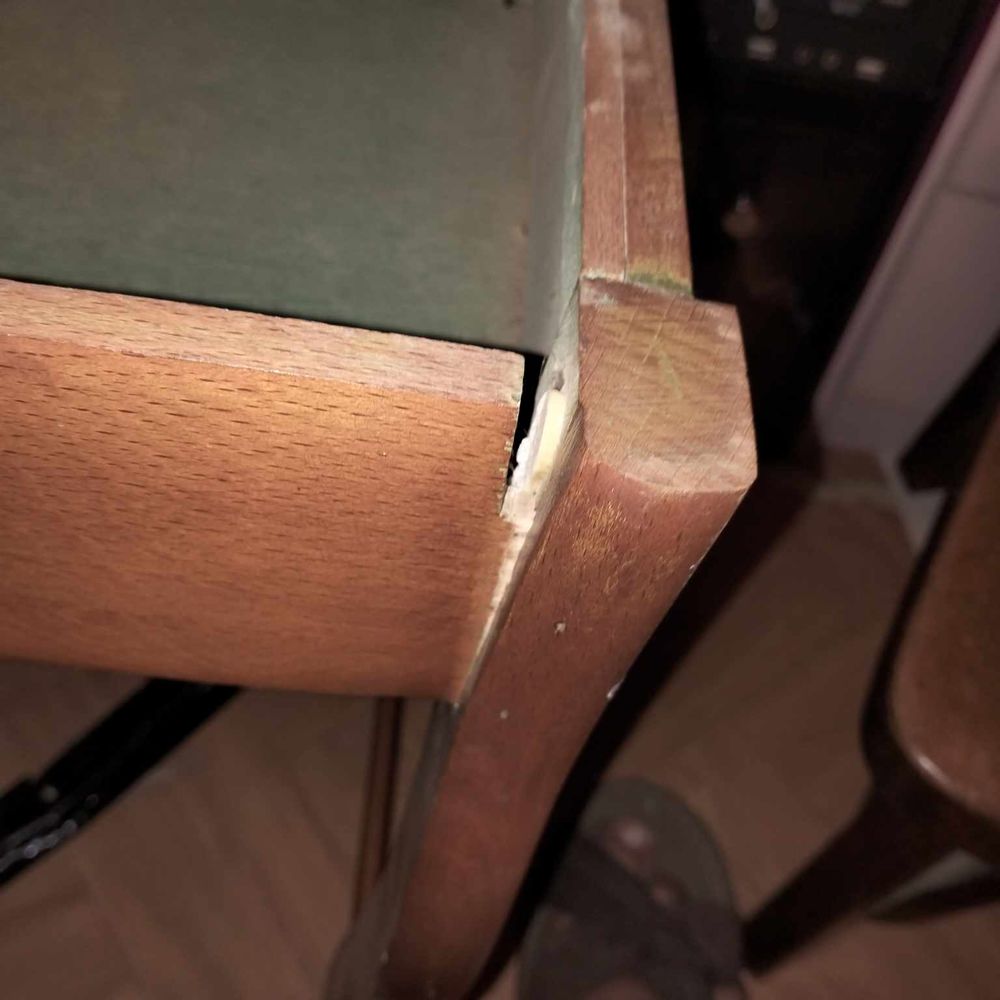 Petite table merisier Meubles