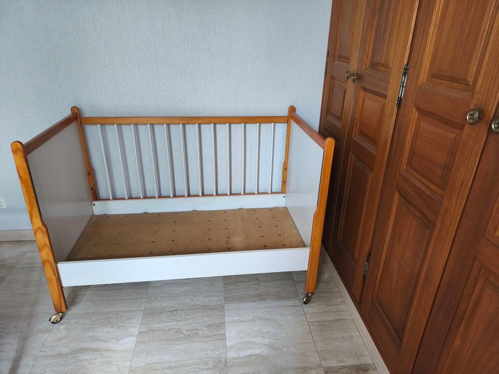 LIT BEBE Mobilier enfants