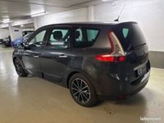 Sc&eacute;nic III Grand Scenic III 2.0 dci 150 bva6 Bose 5places suivi Renault 2011 occasion 92500 Rueil-Malmaison