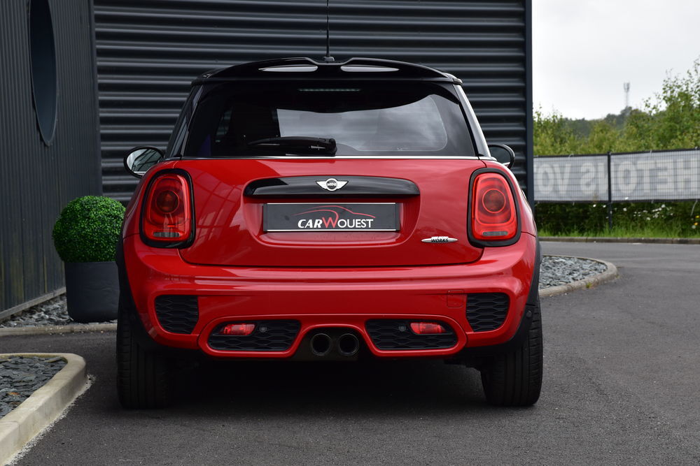 Cooper Hatch 3 Portes 231 ch John Works BVA8 2018 occasion 56300 Pontivy