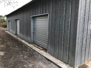 Location Autre Garde-meuble et box de stockage Léon