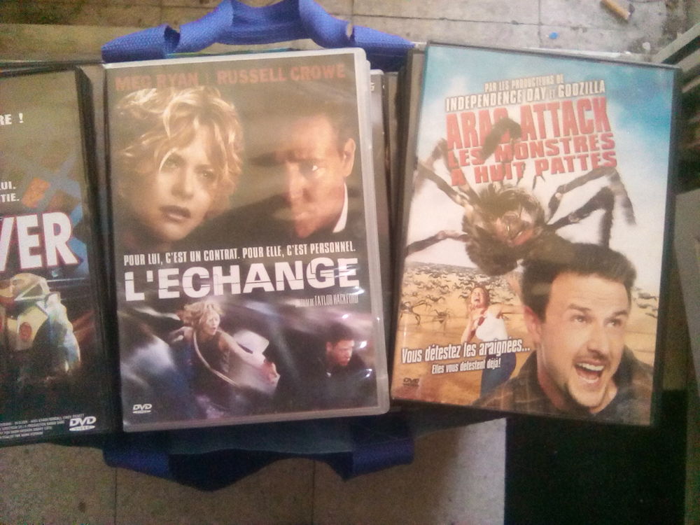  plus de 200 dvd de tout genre film pub DVD et blu-ray