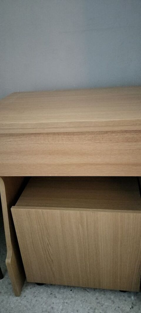 Machine  Coudre 600 La Valette-du-Var (83)