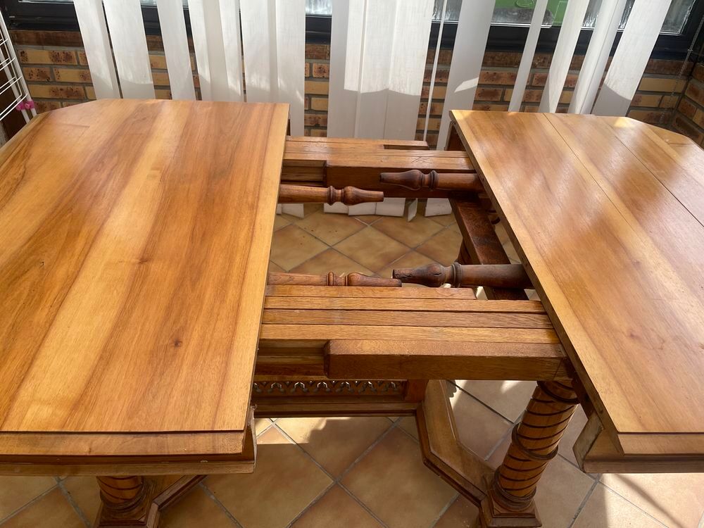 Table de salle &agrave; manger Meubles