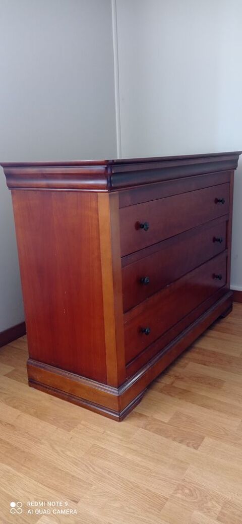 Commode Castelsarrasin (82)