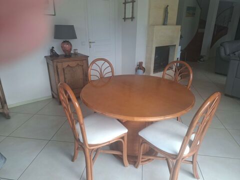 Table + 4 chaises de salle � manger 500 La Baule-Escoublac (44)