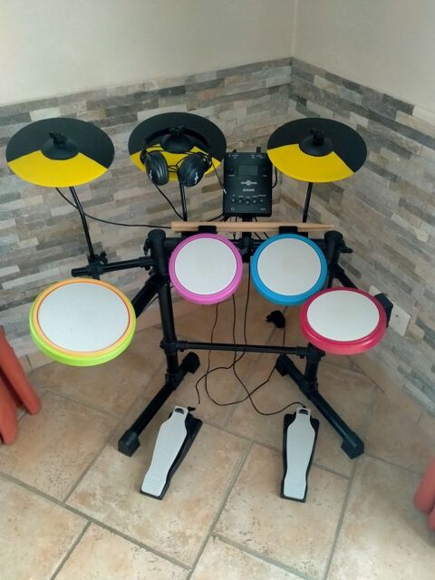 Batterie �lectronique de marque Gear4music. 0 Saint-Hilaire-de-Brethmas (30)