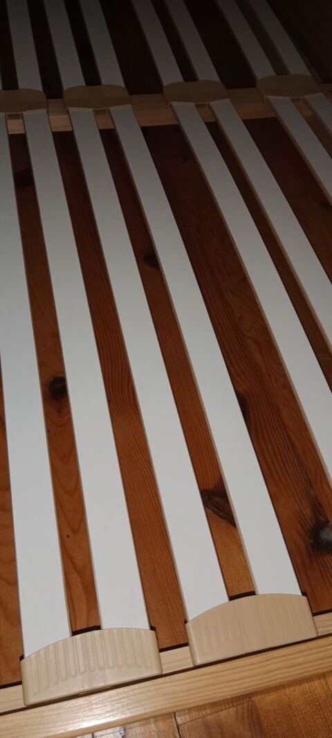 Sommier avec cadre de lit en bois 35 Argancy (57)